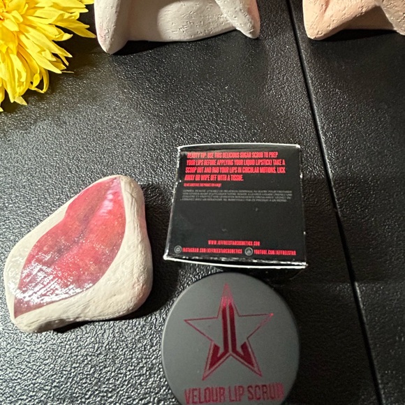 Jeffree Star ⭐️ Velour Lip Scrub NEW - Picture 8 of 11